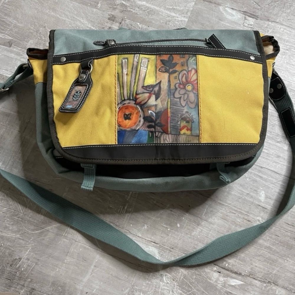 Sherpani messenger bag